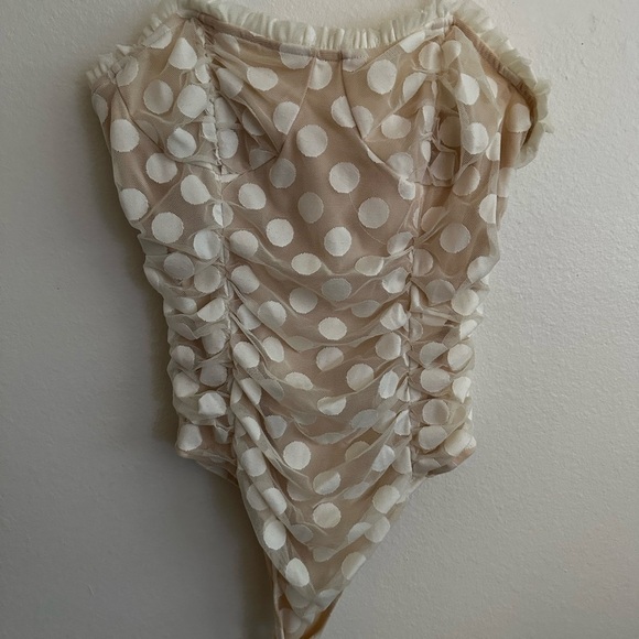 Revolve Lace Polkadot Bodysuit M - Picture 3 of 3